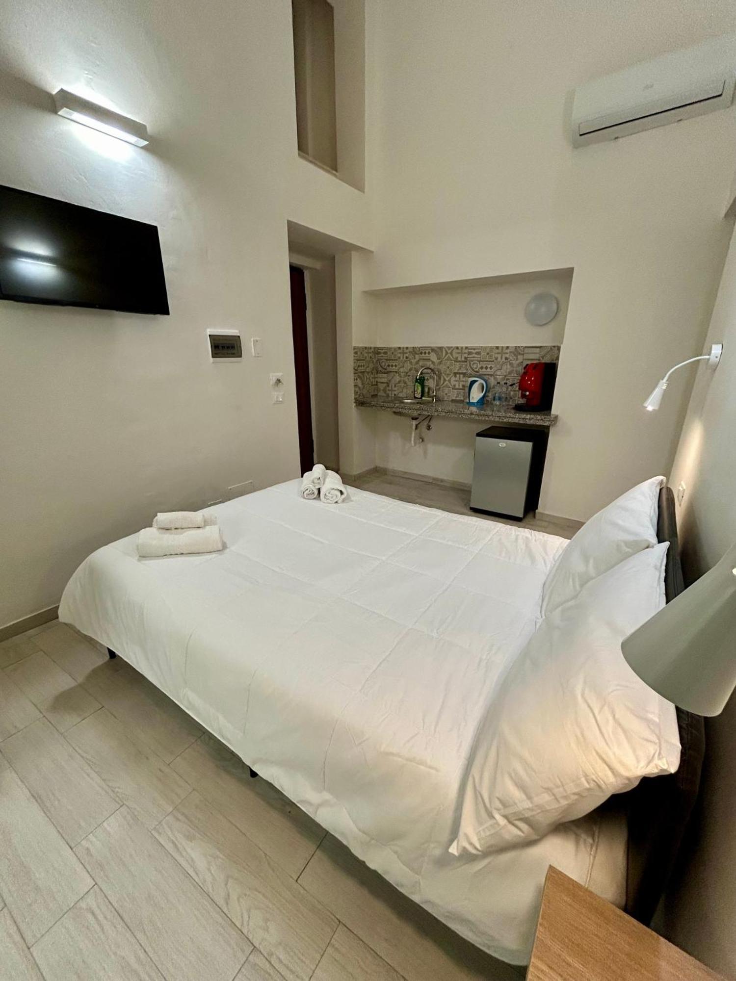 Quattro Canti Rooms Palermo Exterior foto